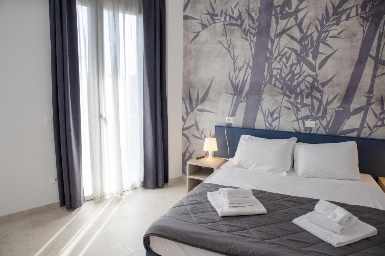 Residence Molino - Holiday Apartments Manerba del Garda Ngoại thất bức ảnh