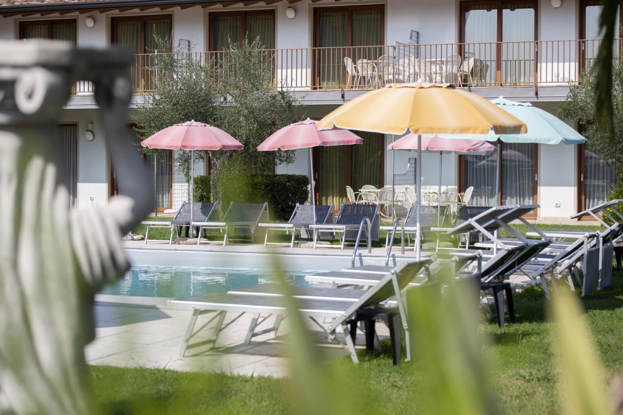 Residence Molino - Holiday Apartments Manerba del Garda Ngoại thất bức ảnh