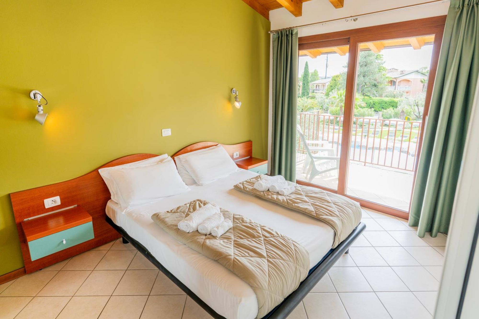 Residence Molino - Holiday Apartments Manerba del Garda Ngoại thất bức ảnh