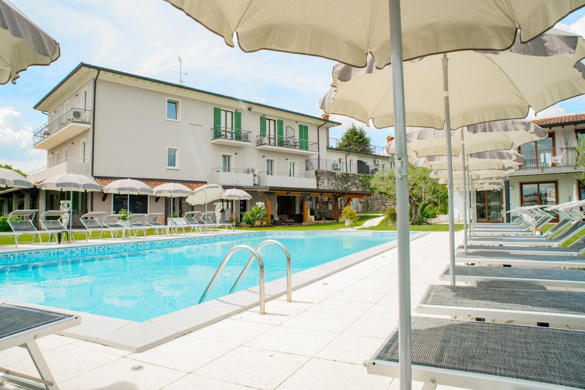 Residence Molino - Holiday Apartments Manerba del Garda Ngoại thất bức ảnh