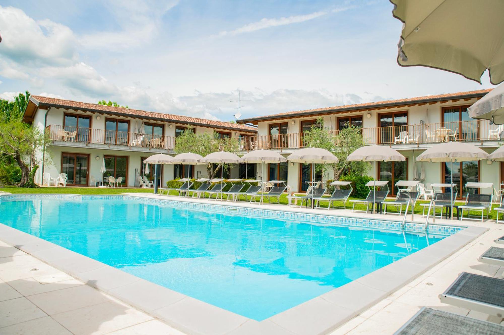 Residence Molino - Holiday Apartments Manerba del Garda Ngoại thất bức ảnh